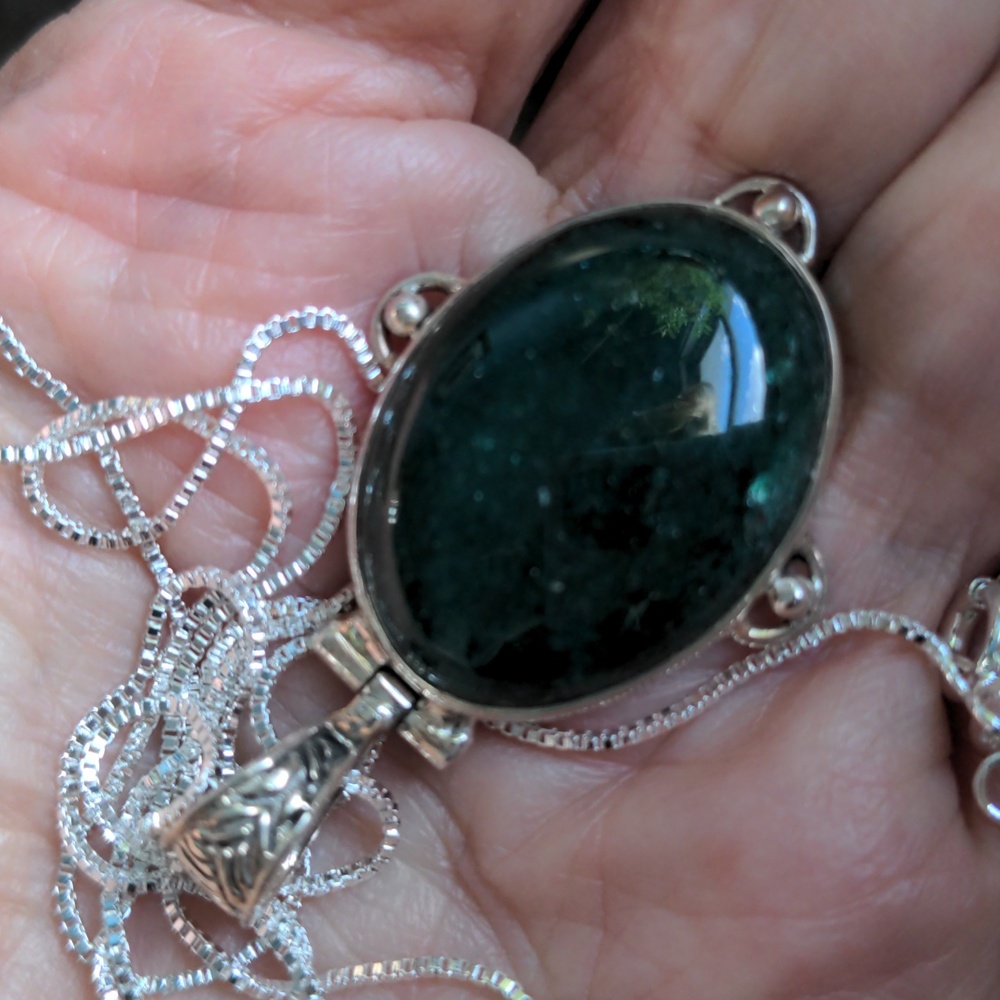 New Foest Green Sterling Silver Pendant Necklace, Genuine Gemstone, 20" Chain
